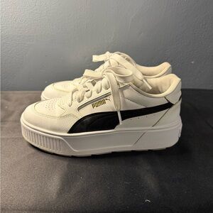 Puma Cream and Black Platform Sneakers